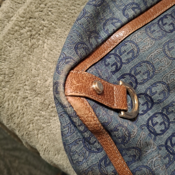 💯 Authentic Gucci Tote Handbag 🍀 - Picture 12 of 16